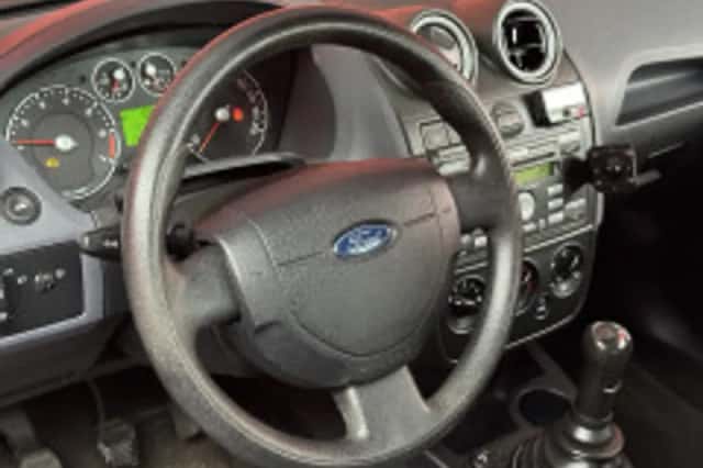 Ford Fiesta (2006) thumbnail 3