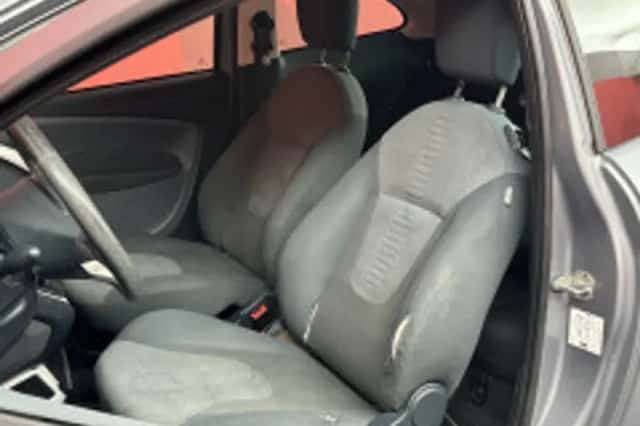 Ford Ka (2015) thumbnail 4