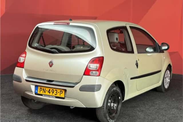 Renault Twingo (2017) thumbnail 2