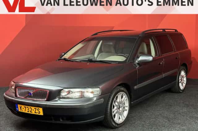 Volvo V70 (2021) thumbnail 1