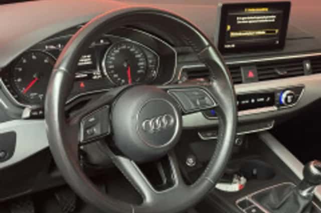 Audi A4 (2017) thumbnail 3