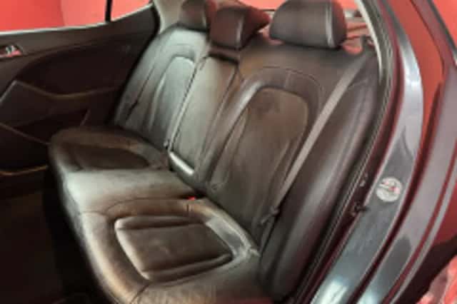 Kia Optima (2013) thumbnail 5