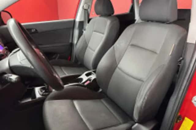 Hyundai i30 (2010) thumbnail 4