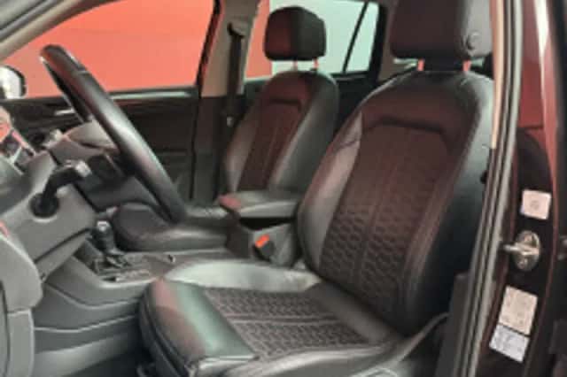Volkswagen Tiguan (2019) thumbnail 4