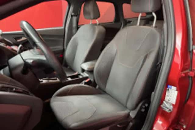 Ford Focus (2017) thumbnail 4