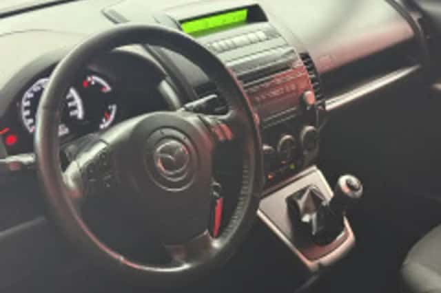 Mazda 5 (2019) thumbnail 3