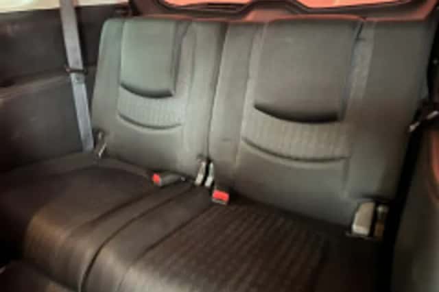 Mazda 5 (2010) thumbnail 6