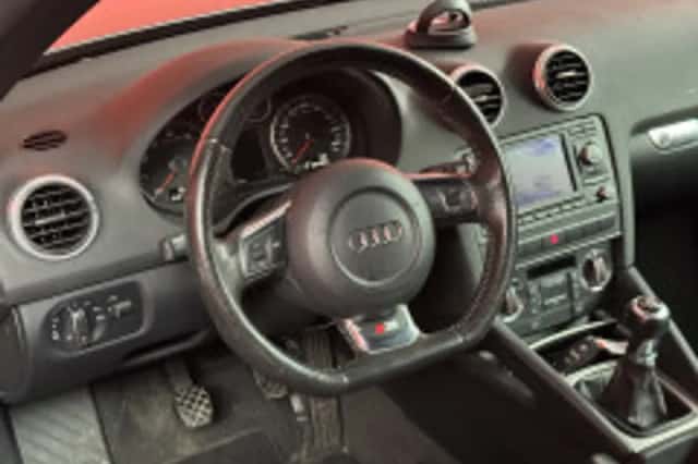 Audi A3 (2010) thumbnail 5