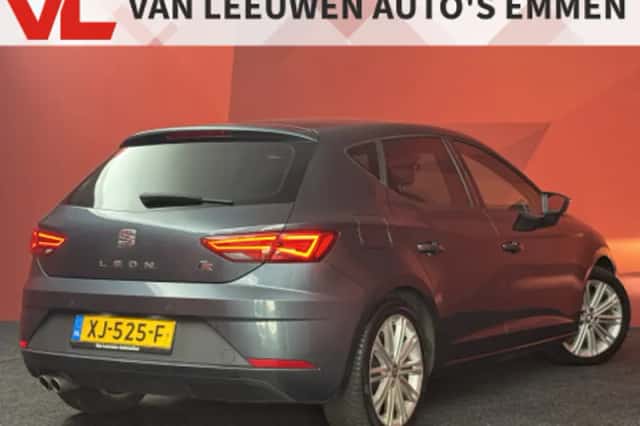 SEAT Leon (2019) thumbnail 2