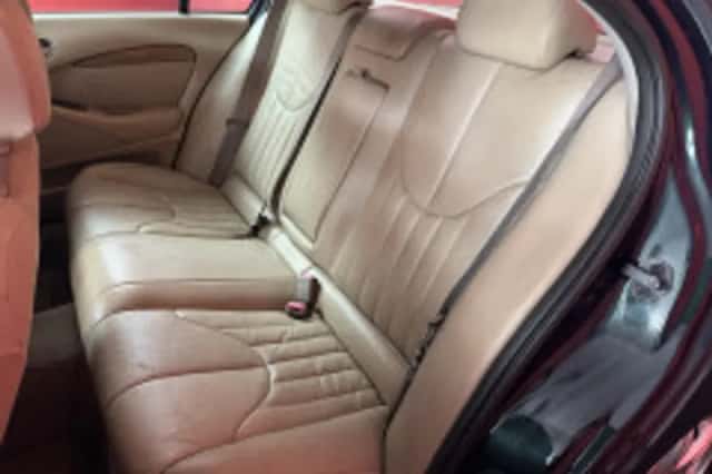 Jaguar S-Type (1999) thumbnail 5