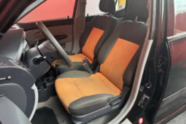 Kia Picanto (2006) thumbnail 4