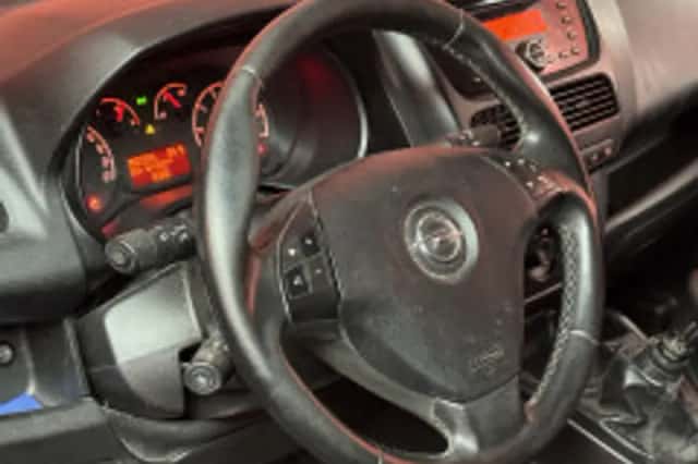 Opel Combo (2018) thumbnail 3