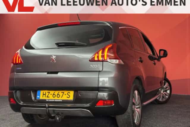Peugeot 3008 (2016) thumbnail 2