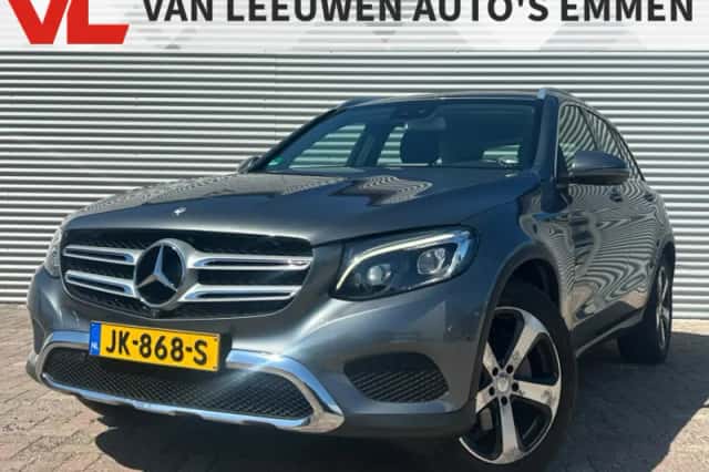 Mercedes-Benz GLC-Klasse (2016) thumbnail 1