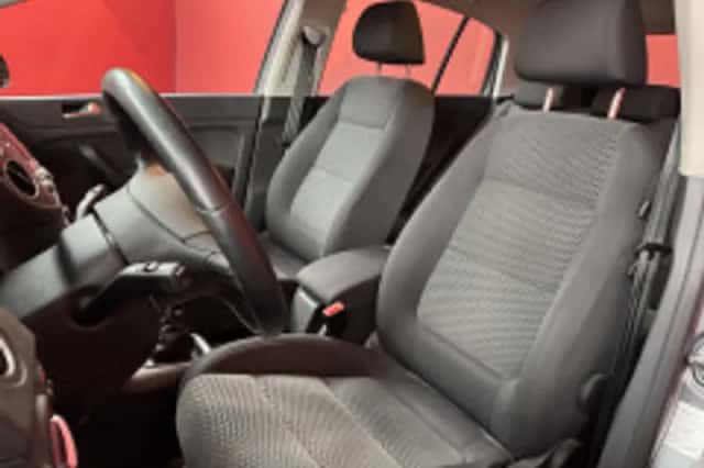 Volkswagen Golf Plus (2012) thumbnail 4
