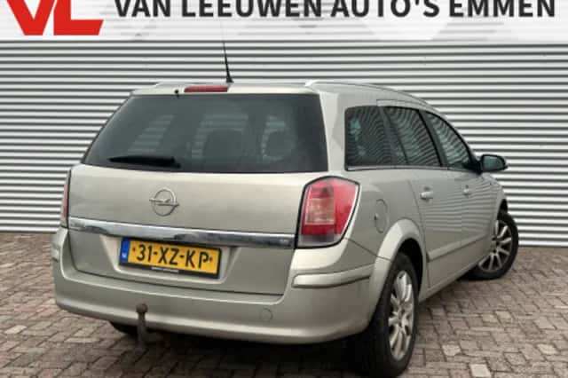 Opel Astra (2007) thumbnail 2