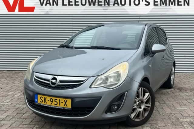 Opel Corsa (2011) thumbnail 1