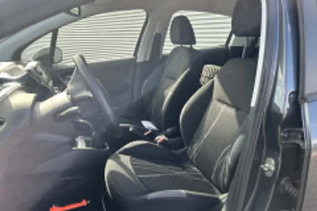 Peugeot 208 (2013) thumbnail 5