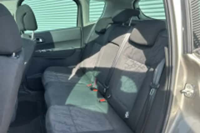 Peugeot 3008 (2009) thumbnail 4