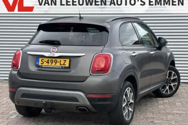 Fiat 500X (2017) thumbnail 2