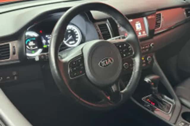 Kia Niro (2019) thumbnail 3