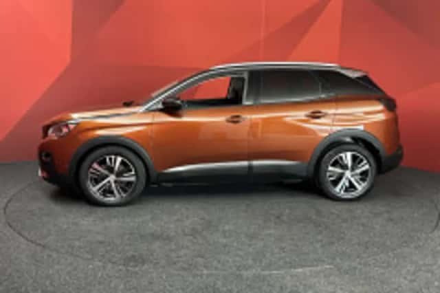 Peugeot 3008 (2018) thumbnail 6