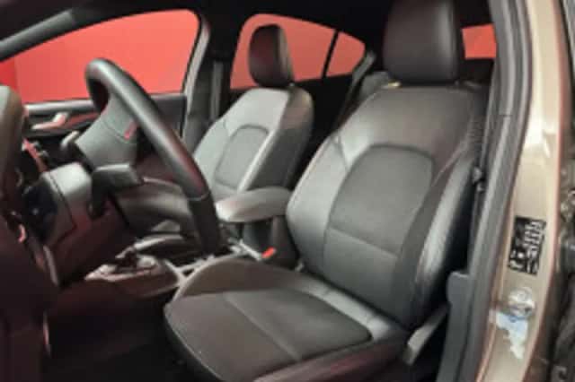 Ford Focus (2019) thumbnail 4