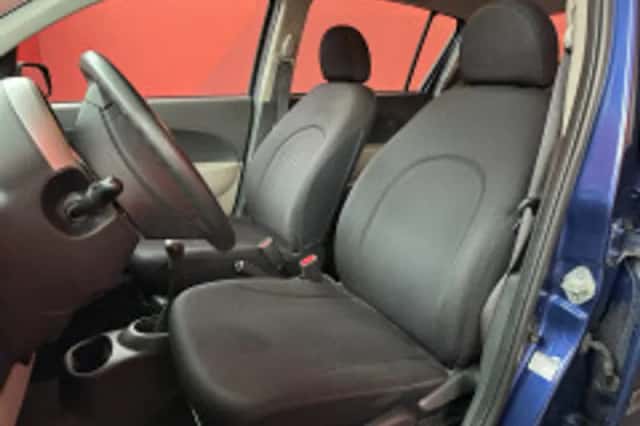Daihatsu Sirion (2005) thumbnail 4