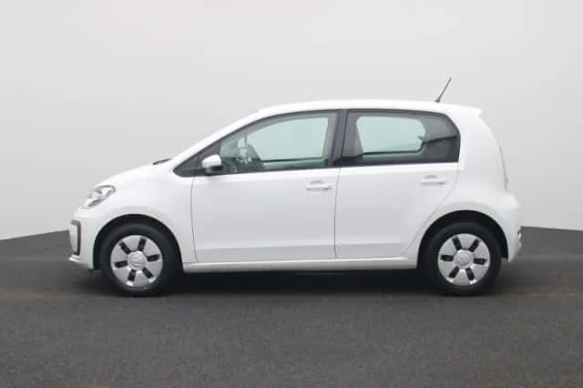 Volkswagen Up! (2021) thumbnail 4