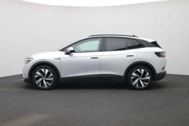 Volkswagen ID.4 (2023) thumbnail 4