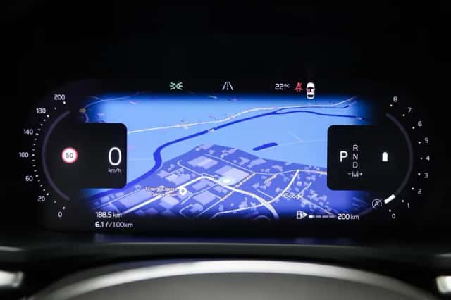 Volvo V60 (2022) thumbnail 4