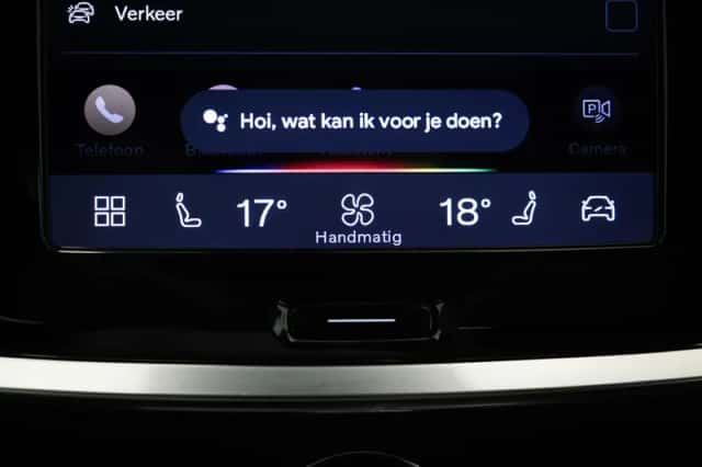 Volvo V60 (2022) thumbnail 5