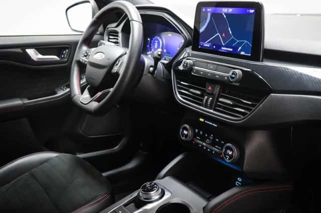 Ford Kuga (2020) thumbnail 4