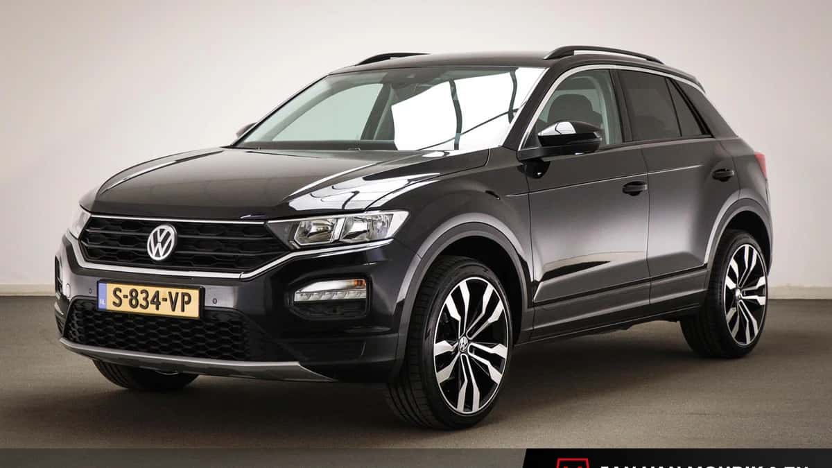 Volkswagen T-Roc (2020) — foto 1