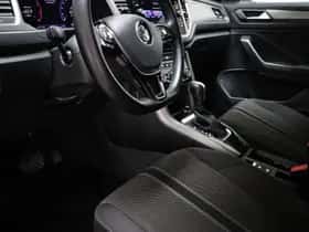 Volkswagen T-Roc (2020) thumbnail 25
