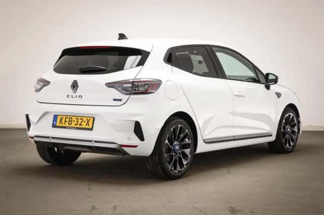 Renault Clio (2026) thumbnail 2