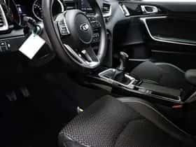Kia Ceed Sportswagon (2018) thumbnail 27