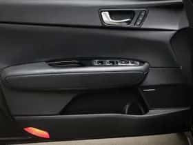 Kia Optima (2018) thumbnail 24