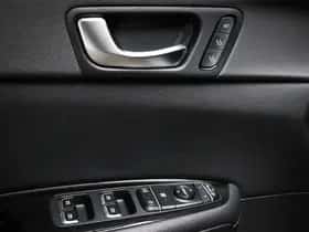 Kia Optima (2018) thumbnail 25