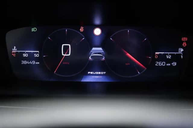Peugeot 308 (2023) thumbnail 4