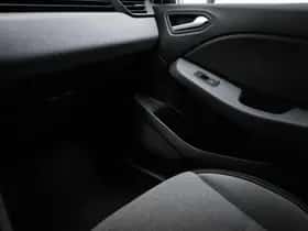 Renault Clio (2023) thumbnail 32