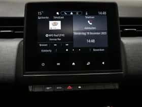 Renault Clio (2023) thumbnail 36