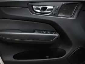 Volvo XC60 (2023) thumbnail 35
