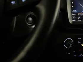 Jeep Renegade (2020) thumbnail 32