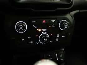 Jeep Renegade (2020) thumbnail 36