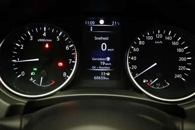 Nissan Qashqai (2018) thumbnail 4