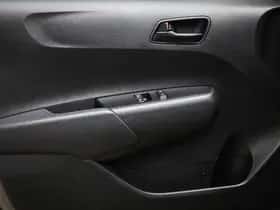 Kia Picanto (2018) thumbnail 24
