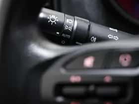 Kia Picanto (2018) thumbnail 32
