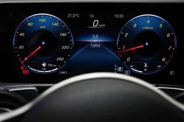 Mercedes-Benz GLB-Klasse (2021) thumbnail 4