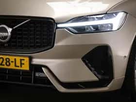 Volvo XC60 (2024) thumbnail 24
